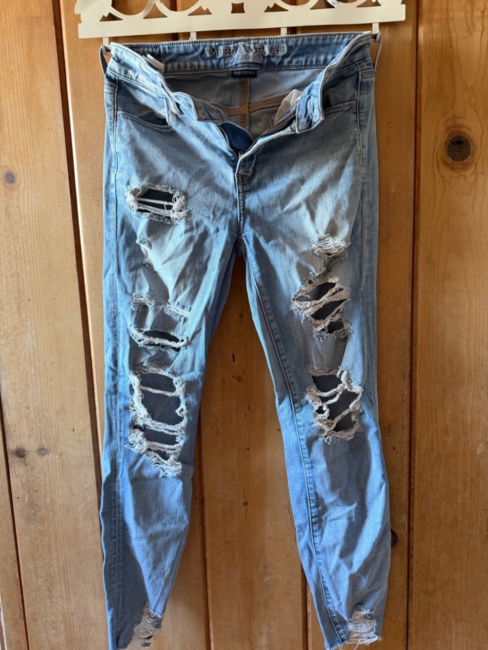American Eagle Outfitters Light Blue Super Stretch Jeans